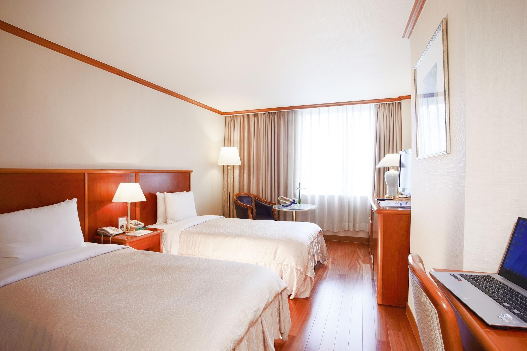 Sejong Hotel Seoul Myeongdong Exterior foto