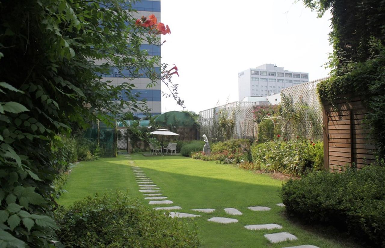 Sejong Hotel Seoul Myeongdong Exterior foto