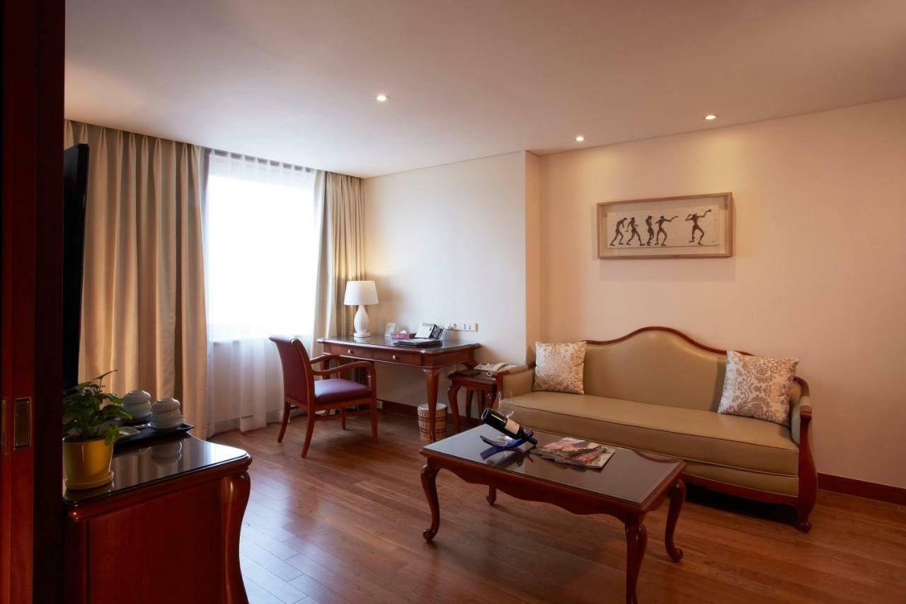 Sejong Hotel Seoul Myeongdong Exterior foto